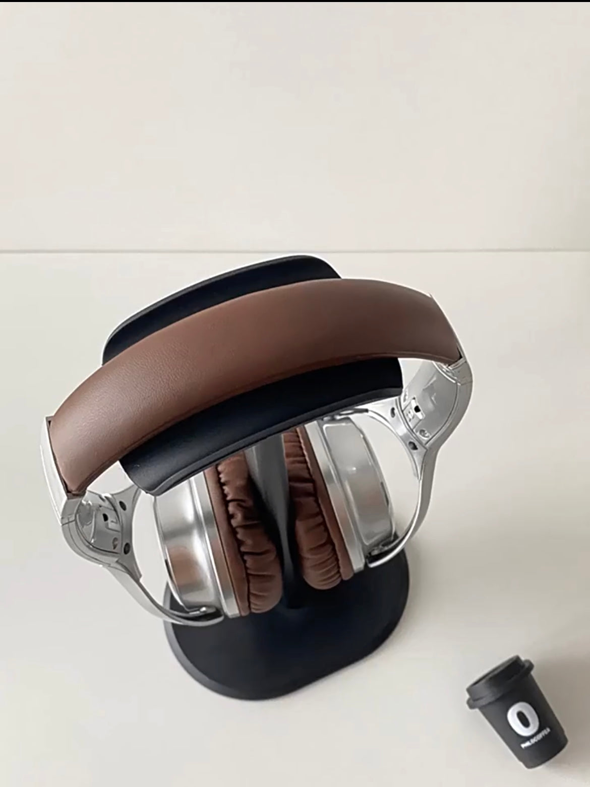 $199.99  Earphone